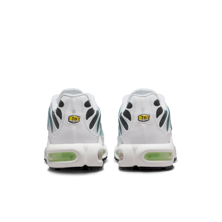 PHCBH000_cef09e8a-5ddd-4835-b9c0-6a7a60dff3de_1627x.webp